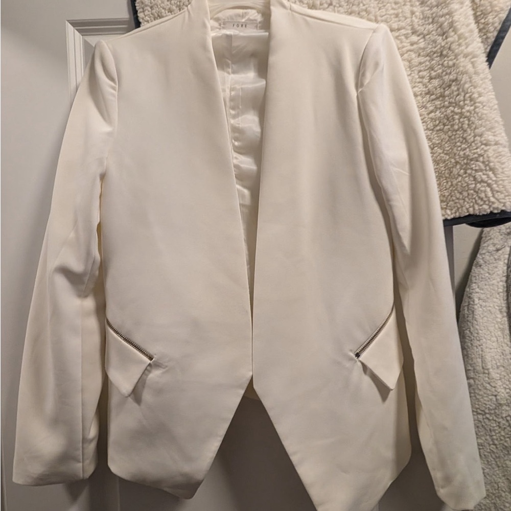 Elegant White Blazer
